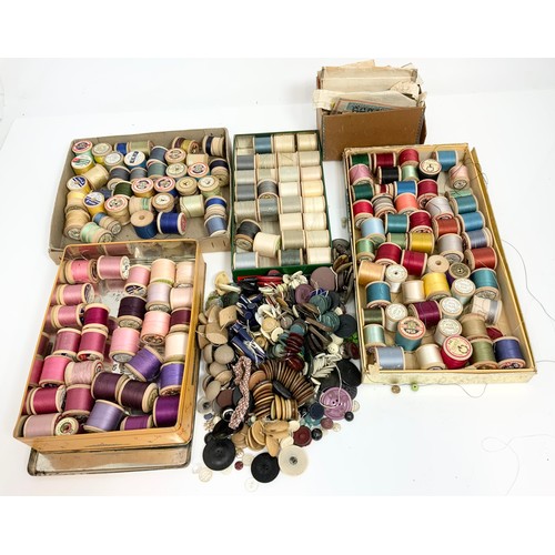 340 - VINTAGE COTTON REELS, BUTTONS ETC