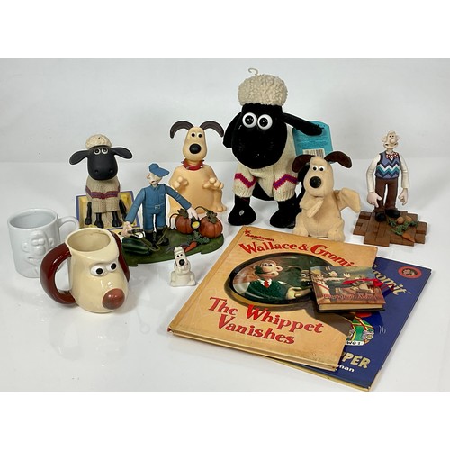 403 - WALLACE AND GROMMIT RELATED LOT