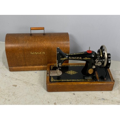 326 - CASED SINGER SEWING MACHINE