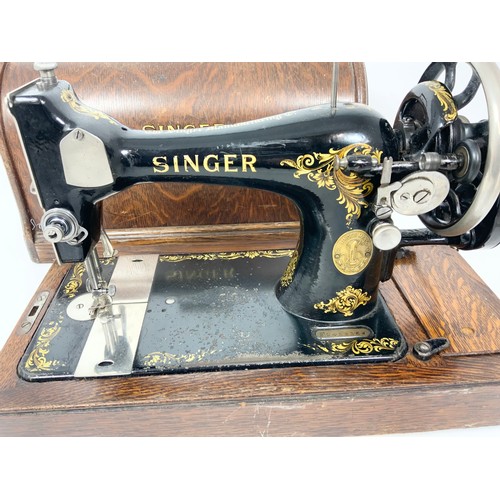 322 - SINGER SEWING MACHINE