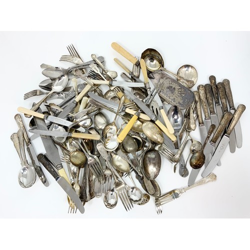 470 - LARGE QUANTITY SILVER PLATED CUTLERY  ETC