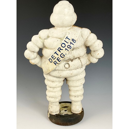 6 - LARGE CAST IRON MICHELIN MAN FIGURE, DETROIT REG. 1918 VERSO, APPROX. 39 cm