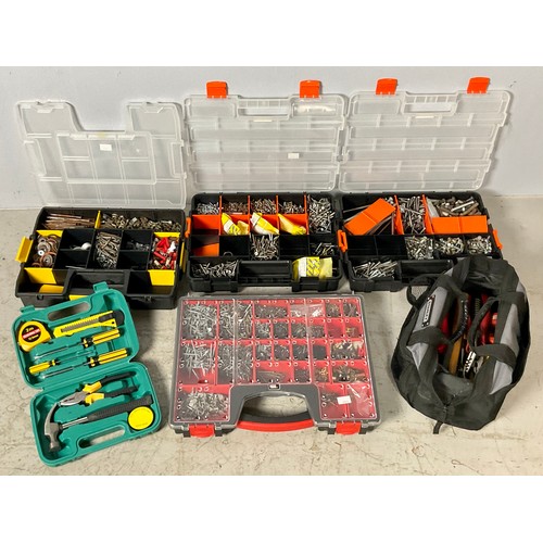 483 - QUANTITY OF TOOLS AND ACCESSORIES