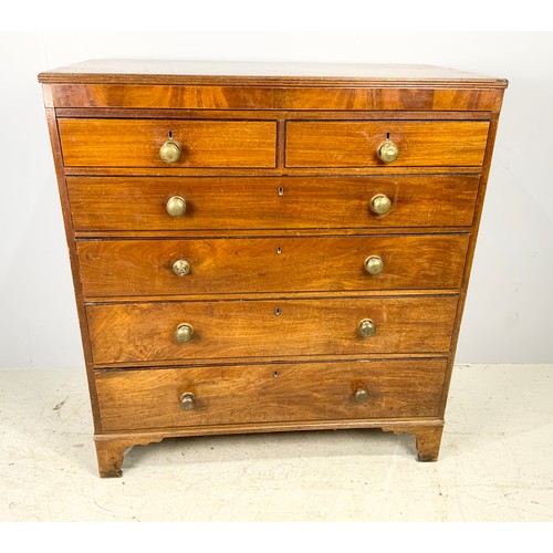 522 - MAHOGANY CHEST OF DRAWERS COMPRISING ONE HIDDEN DRAWER ABOVE FOUR DRAWERS 119cm TALL