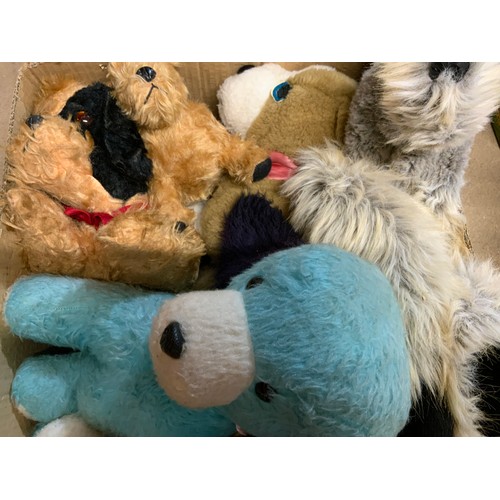 71 - ASSORTED SOFT TOYS VARIOUS VINTAGE DOGS, CHAD VALLEY BLUE DOG,