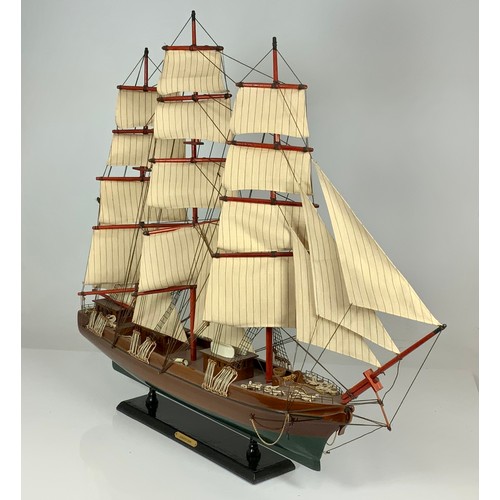 13 - MODEL OF HMS CONSTITUTION