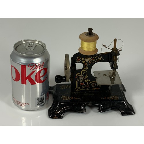 60 - SMALL MINIATURE CHILDS VINTAGE SEWING MACHINE