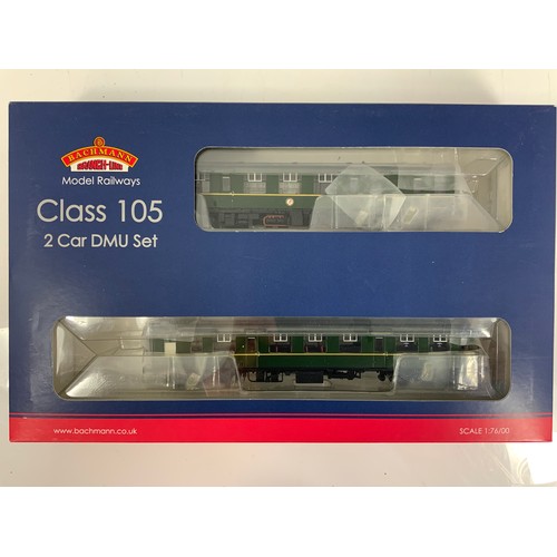 522 - BACHMANN, BOXED CLASS 105 CRAVENS DMU, 31-327 BR GREEN 8DCC , BOXED APPEARS UNUSED