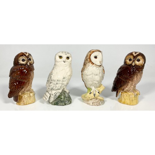 84 - 4 ROYAL DOULTON WHYTE AND MACKAY NOVELTY OWL FIGURES