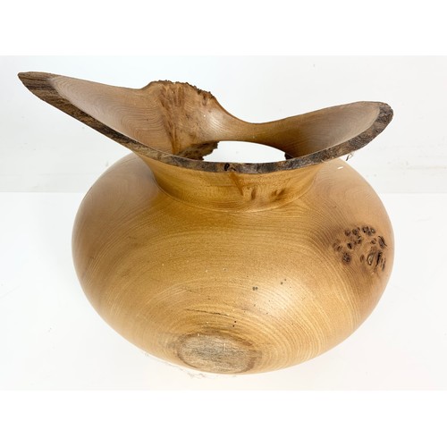 370 - TREEN BOWL, A SHUTTLE AND A HARDWOOD CARVING