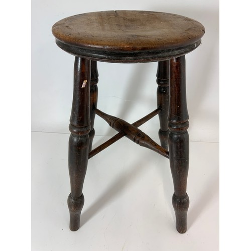 566 - ROUND SEAT STOOL 52cm TALL