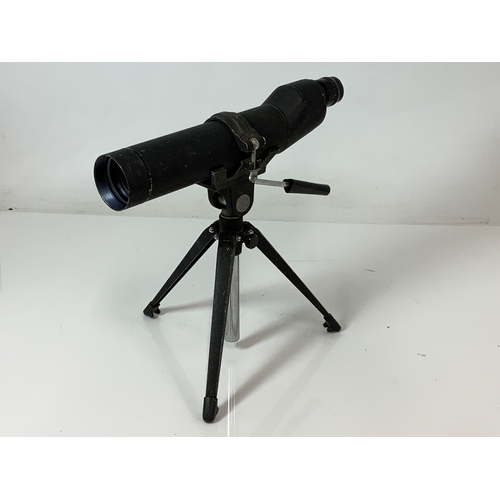 401 - SPOTTER SCOPE ON TRIPOD, 22 X 60MM