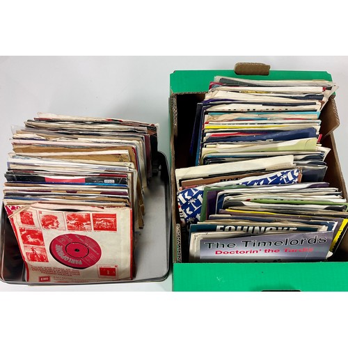 392 - RECORDS, QUANTITY OF 45 RPM SINGLES