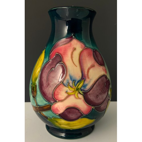 36 - MOORCROFT MAGNOLIA VASE, APPROX. 14 cm