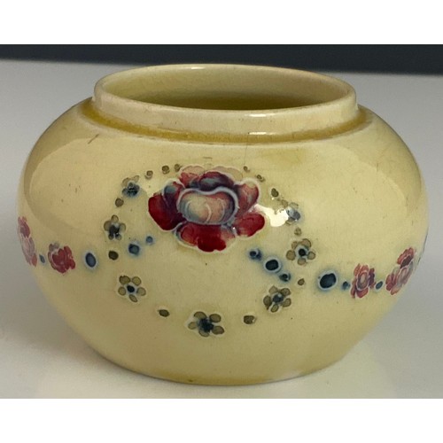 38 - EARLY WILLIAM MOORCROFT ‘FORGET ME NOT’ PATTERN IN THE MANNER OF McINTYRE MARKED W.M. TO THE BASE, A... 