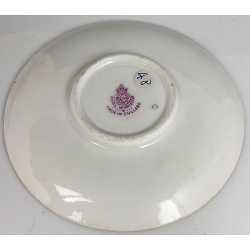 47 - ROYAL WORCESTER SAUCER, HAND PAINTED WITH HIGHLAND CATTLE, SIGNED H.STINTON, APPROX. 9.5 cm dia.