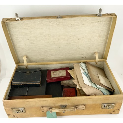 123 - SUITCASE CONTAINING INTERESTING SCIENTIFIC NOTES, MICROSCOPE SLIDES OF PHOTOGRAPHIC GLASS SLIDES ETC