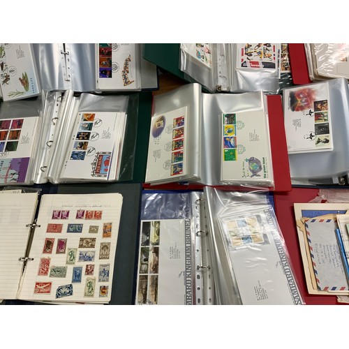 201 - FIRST DAY COVERS IN 11 FOLDERS, 1994 TO 2016 APPROX. 550 COVERS INCLUDING A FEW PRESENTATION PACKS, ... 