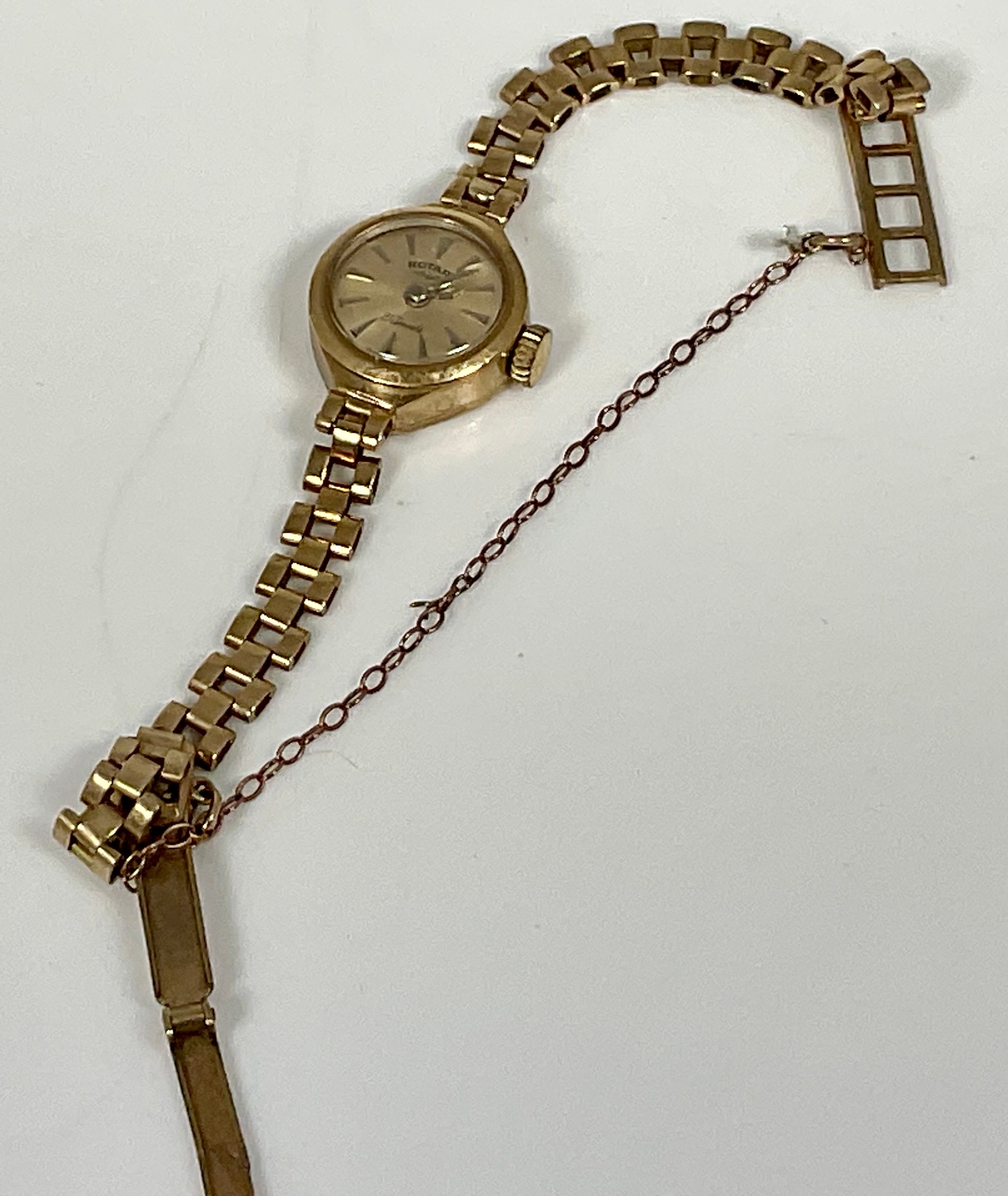 Ladies 9ct gold sale rotary bracelet watch