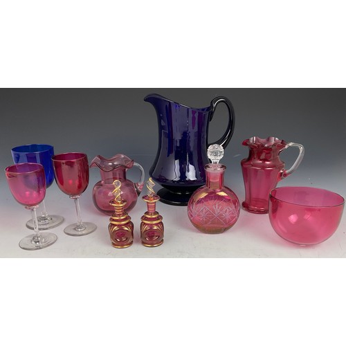 252 - BRISTOL BLUE GLASS JUG, BLUE GLASS AND COLLECTION OF CRANBERRY/ RUBY GLASSWARE