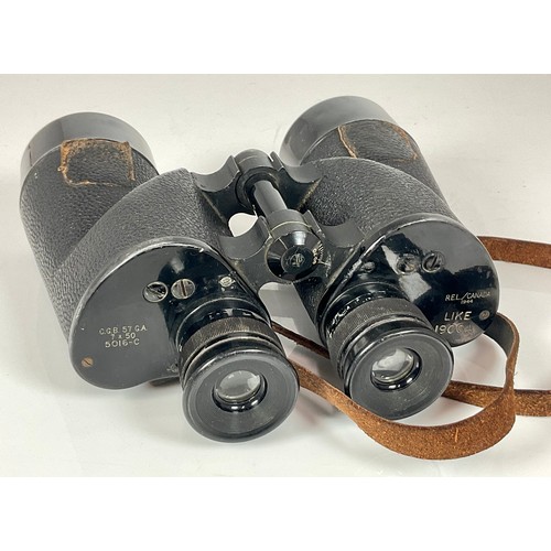 400 - PR. 7 X 50 VINTAGE BINOCULARS, POSSIBLY US/ CANADA NAVY, DATED 1944 AND MARKED LIKE 1900A, WITH LEAT... 