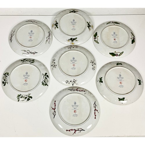 209 - QUANTITY OF JAPANESE PLATES