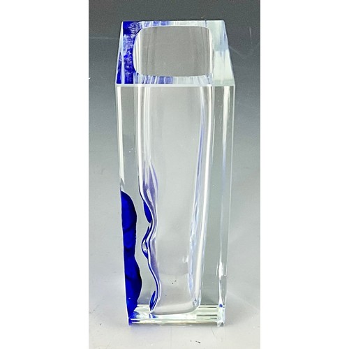 260 - EXBOR GLASSWORKS STUDIO GLASS VASE POSSIBLY BY PAVEL HLAVA 16.5CM TALL