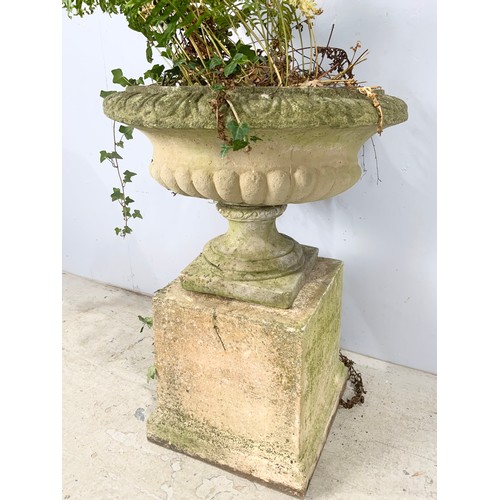 478 - COMPOSITE URN ON SQUARE PEDESTAL 80cm TALL