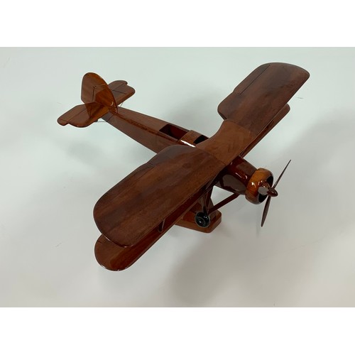 194 - LARGE SCALE POLISHED WOODEN AIRCRAFT MODELS, COMPRISING SWORDFISH APPROX. 30 CM LONG, TIGER MOTH APP... 