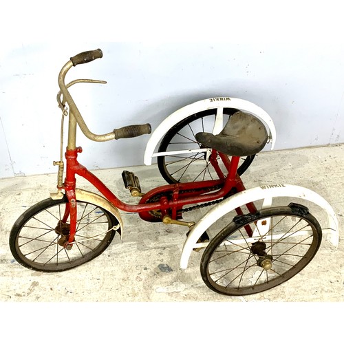 31 - WINKIE CHILDS TRICYCLE