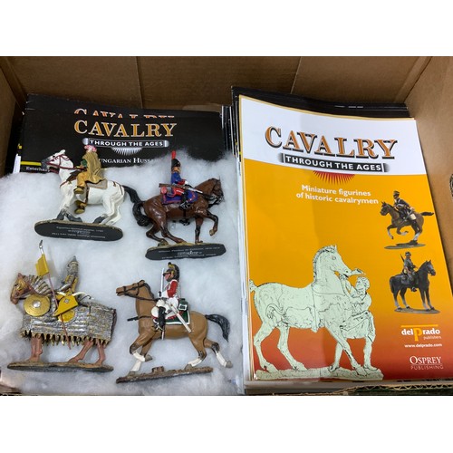 53 - AN EXTENSIVE COLLECTION OF OSPREY PUBLISHING  / DEL PRADO MILITARY FIGURES, CAVALRY THROUGH THE AGES... 