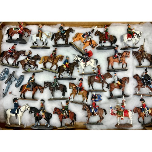 53 - AN EXTENSIVE COLLECTION OF OSPREY PUBLISHING  / DEL PRADO MILITARY FIGURES, CAVALRY THROUGH THE AGES... 