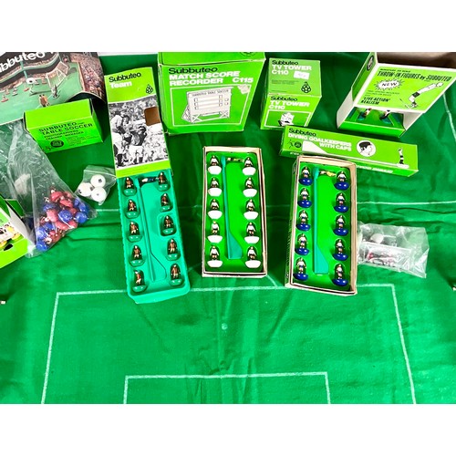 78 - SUBBUTEO TABLE FOOTBALL INC. 3 TEAMS AND ACCESSORIES