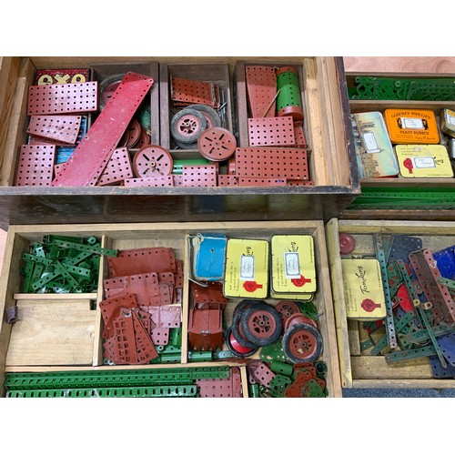 86 - A LARGE CHEST OF MIXED MECCANO, VARIED PARTS INC. AIRCRAFT, & COLOURS, PLUS QTY. OF MANUALS ETC.