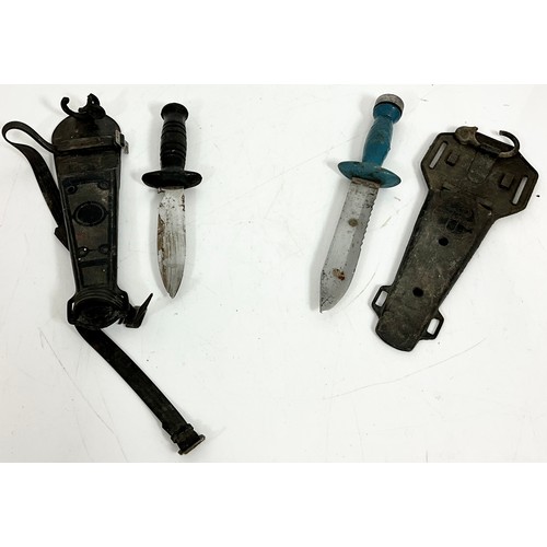 388 - 2 DIVERS KNIVES