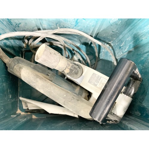 477 - 2 CASED MAKITA ELECTRIC SAW MODELS  5704 R , SG1251