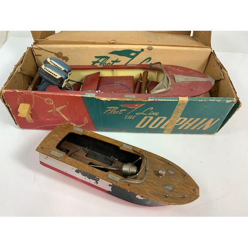 70 - BOXED FLEET LINE BOAT THE DOLPHIN SPEED BOAT TWIN MOTOR, T/W A SMALLER FLEET LINE BOAT, IN NEED OF S... 