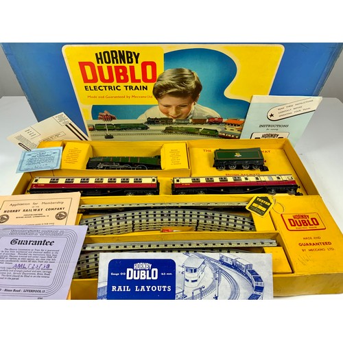 375 - HORNBY DUBLO BOXED EDP15 PASSENGER TRAIN SET, ‘SILVER KING’, 3 RAIL