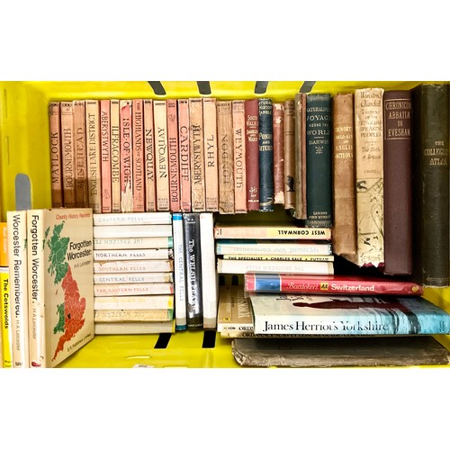 110 - QUANTITY OF VINTAGE GEOGRAPHICAL AND HISTORICAL BOOKS