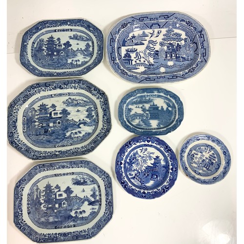 209 - MISCELLANEOUS BLUE AND WHITE WILLOW PATTERN