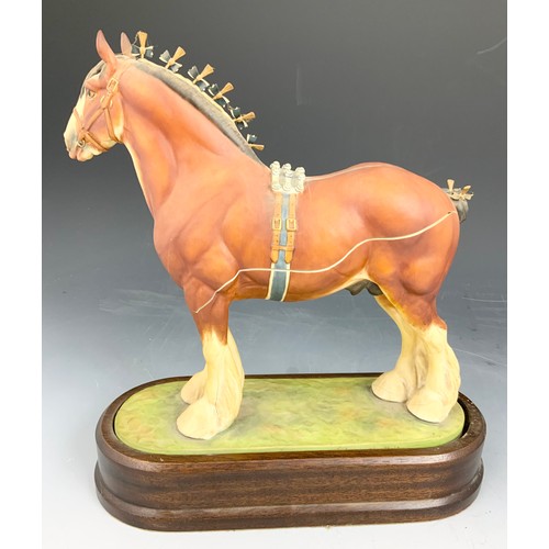 133 - ROYAL WORCESTER LIMITED EDITION MODEL OF A CLYDESDALE STALLION ON PLINTH AF 28cm TALL