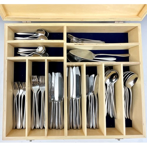 297 - CANTEEN OF VINERS 18/10 CUTLERY