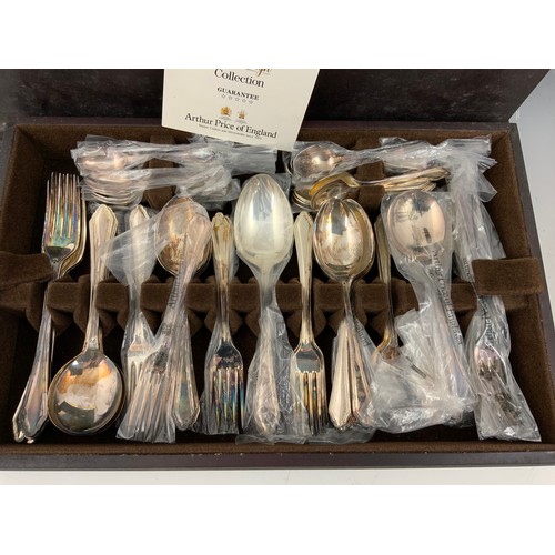 293 - ARTHUR PRICE SOVEREIGN COLLECTION CANTEEN OF CUTLERY 3 SECTIONS SEEMS UNUSED & A SILVER PLATED GALLE... 