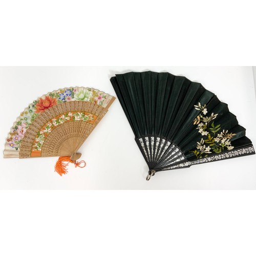 470 - EMBROIDERED BLACK SILK FAN, ONE OTHER IN BOX, HAIR COMBS AND PR. SHOE LASTS