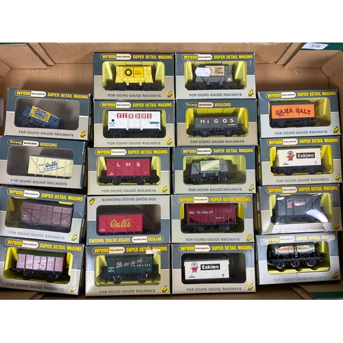 379 - WRENN / TRIANG WRENN WAGONS, 6 BOXED, AND 12 BOXED BUT NOT IN THE CORRECT BOXES. (18 IN TOTAL)