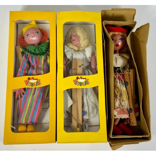 52 - PELHAM PUPPETS, DE LUXE WITCH, BIMBO, BASIC, TYROLEAN GIRL ONE IN YELLOW & ONE IN CARD BOX, PLUS IND... 