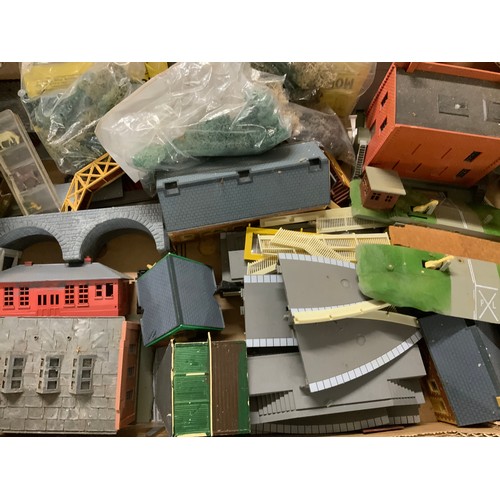 272 - LARGE QUANTITY OF MODEL RAILWAY SCENARY, PLATFORMS, BRIDGES, KITS WAGONS, 2 X W&T T310 COMTROLLERS  ... 