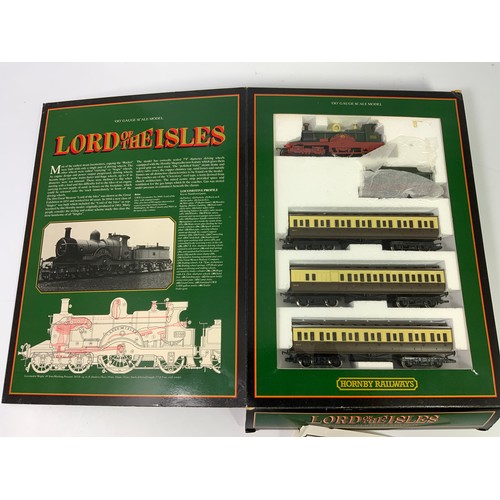 281 - HORNBY LIMITED EDITION CLASSIC TRAIN PACK, R795 LORD OF THE ISLES