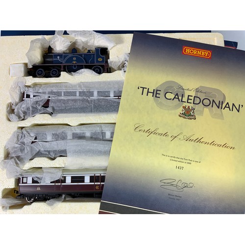 366 - HORNBY BOXED R2610, THE CALEDONIAN BOXED SET, WITH LIMITED EDITION CERTIFICATE 1437/3000