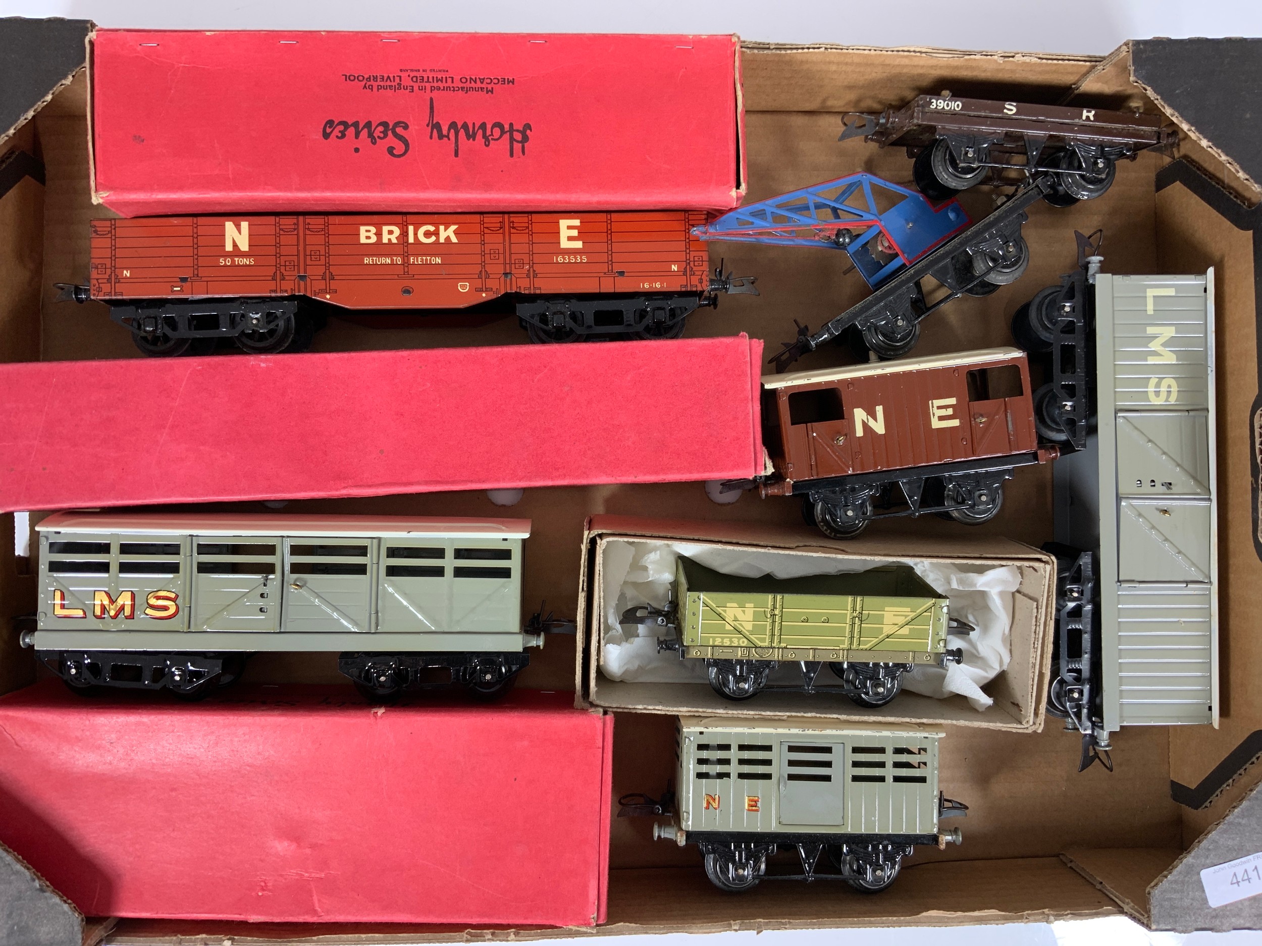 HORNBY, NO 2 LUGGAGE VAN LMS, NO 2 HIGH CAPACITY WAGON NE, NO 2 CATTLE ...